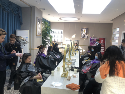 中山市古镇乾阳理发店